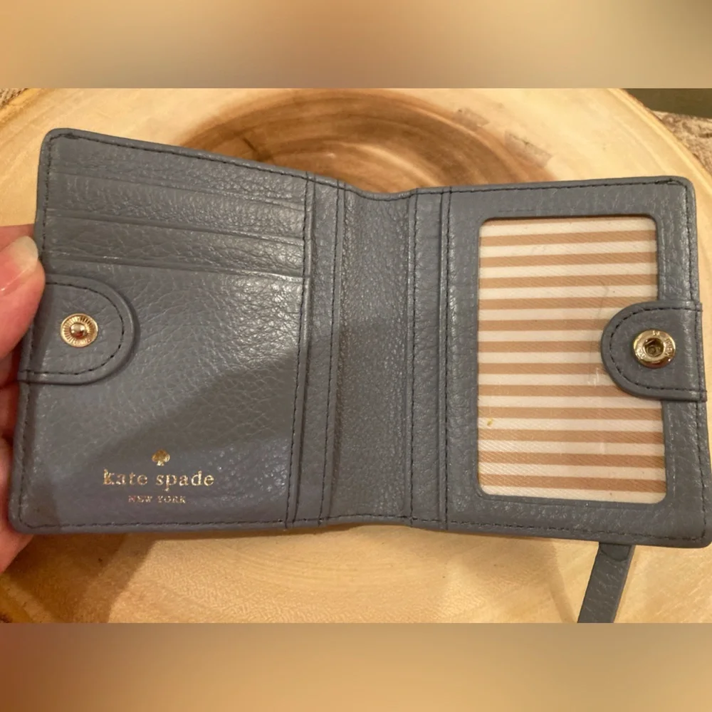 Kate Spade Jackson Small Trifold Wallet‎ Pebble Sky Blue Leather Zip